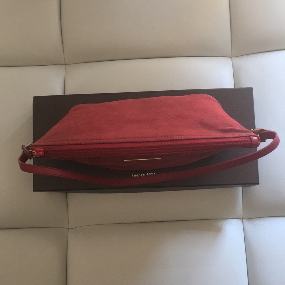 Purse - Picture 3 of 8